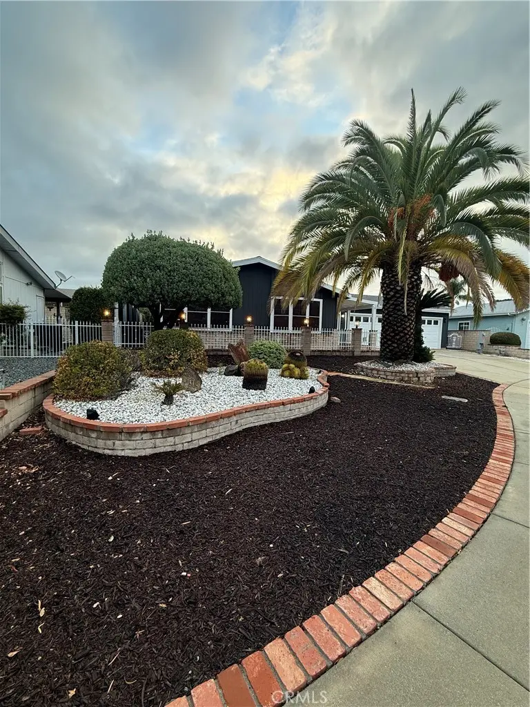 Manufactured On Land for sale at 1646 Fig Tree Court, Hemet, CA featuring 3 beds and 2 baths