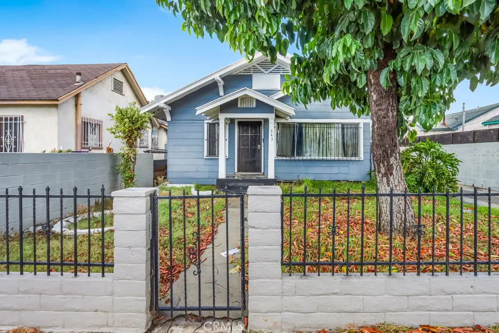 Single Family Residence for sale at 343 W 74th, Los Angeles, CA featuring 3 beds and 1 bath