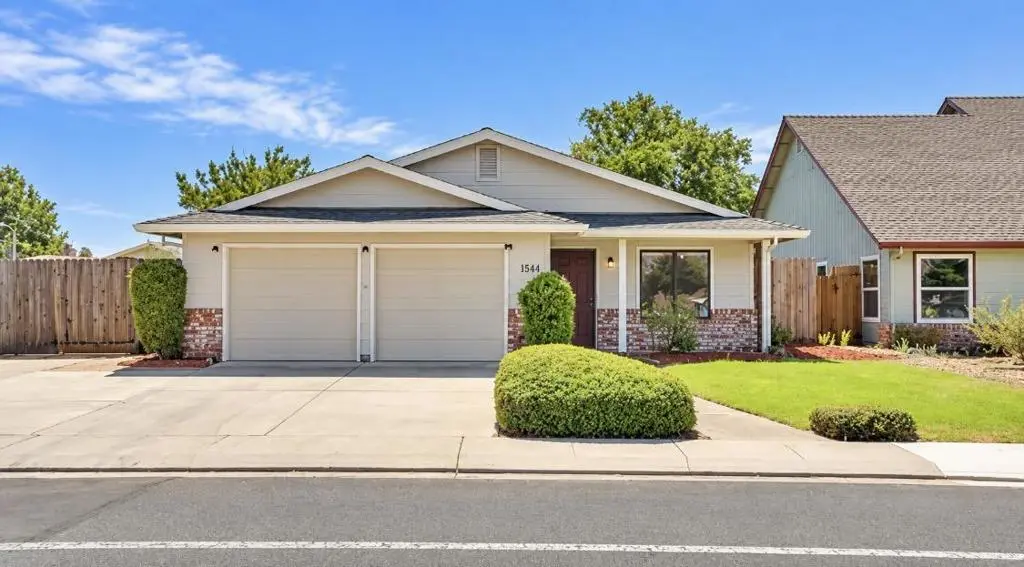 Single Family Residence for sale at 1584 Northgate Drive, Manteca, CA featuring 3 beds and 2 baths