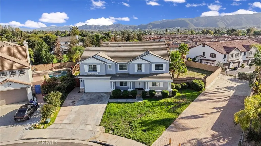 Single Family Residence for sale at 41808 Davidson Street, Murrieta, CA featuring 5 beds and 4 baths