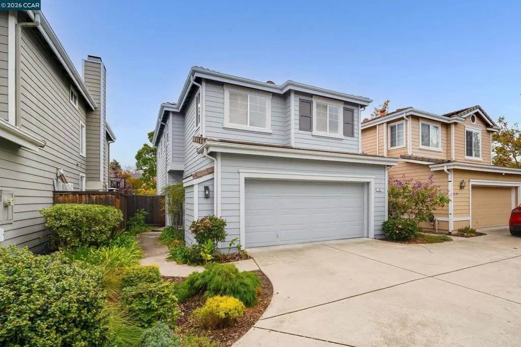 Single Family Residence for sale at 186 Orr Rd, Alameda, CA featuring 4 beds and 3 baths