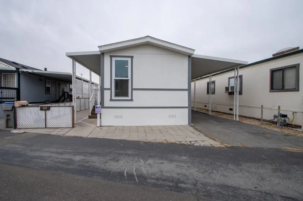Manufactured In Park for sale at 1350 Oakland Road 109, San Jose, CA featuring 1 bed and 1 bath