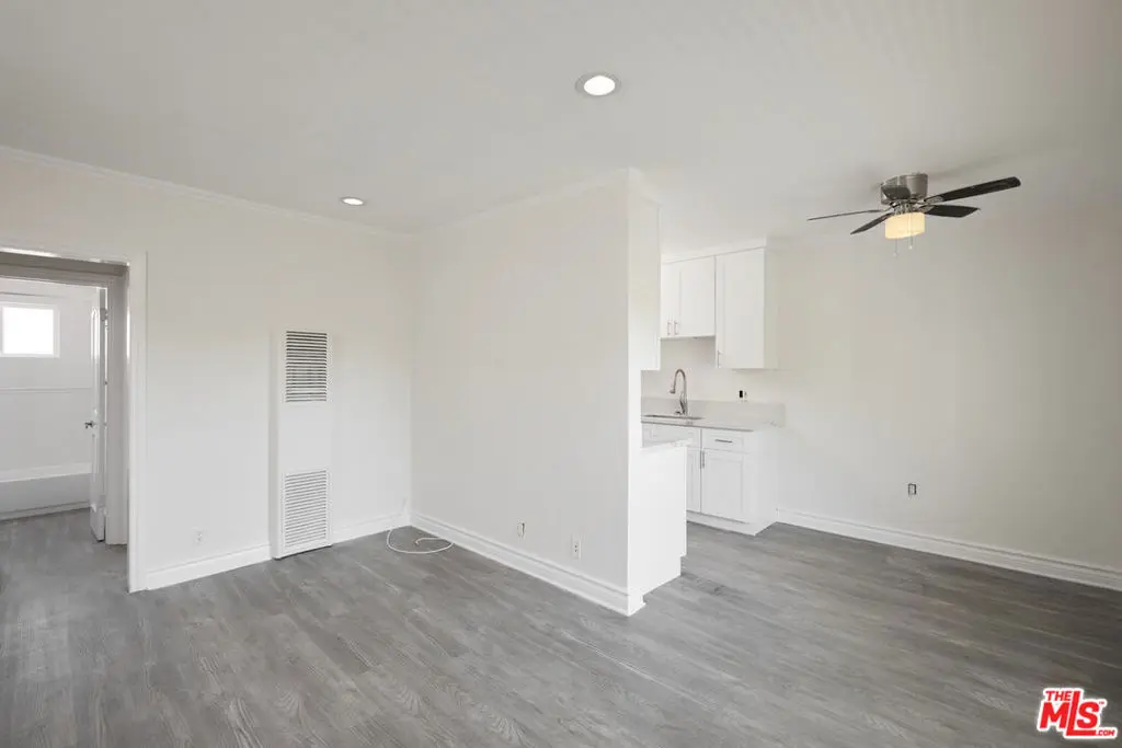 Condominium for rent at 2636 Kansas Avenue 9, Santa Monica, CA featuring 1 bed and 1 bath