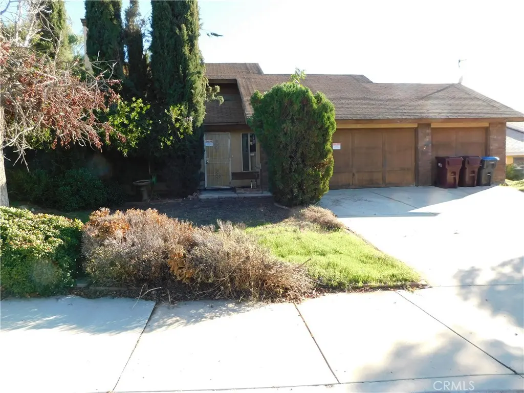Single Family Residence for sale at 24711 Skyland Drive, Moreno Valley, CA featuring 3 beds and 2 baths