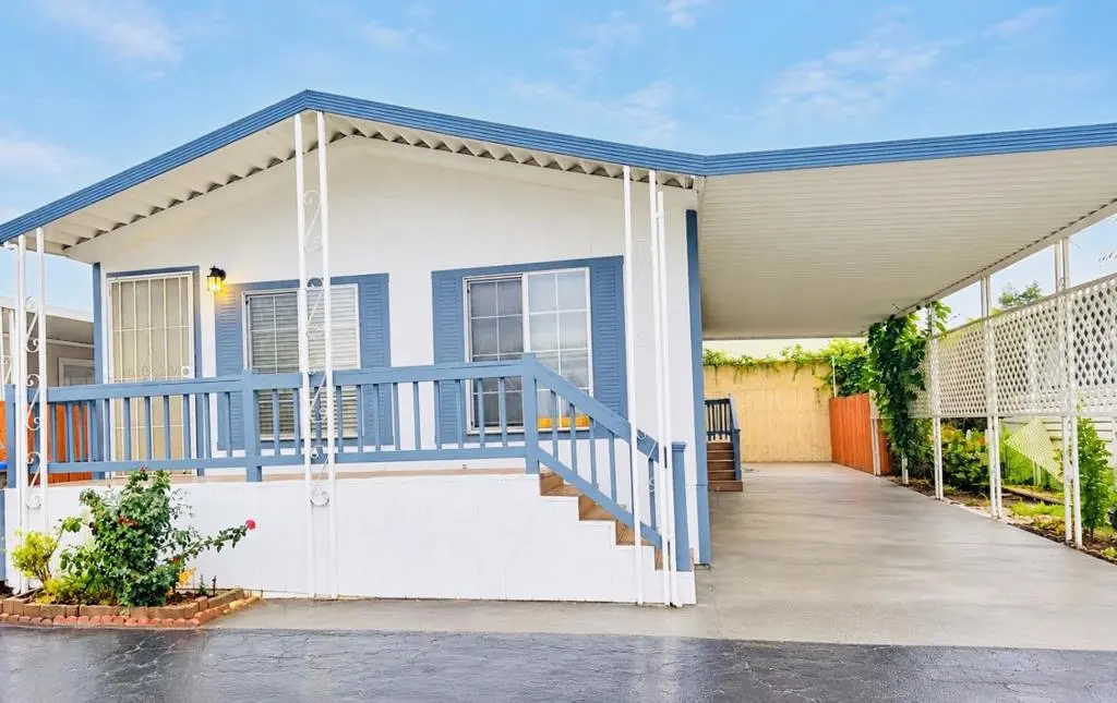 Manufactured In Park for sale at 1350 Oakland Road 171, San Jose, CA featuring 3 beds and 2 baths