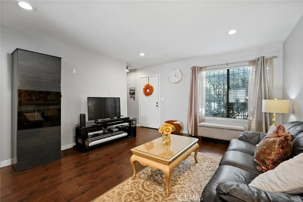 Condominium for sale at 11401 Berendo Avenue 7, Los Angeles, CA featuring 2 beds and 1 bath