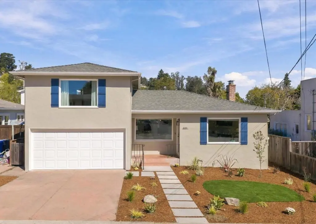 Single Family Residence for sale at 900 Walnut Avenue, Santa Cruz, CA featuring 3 beds and 2 baths