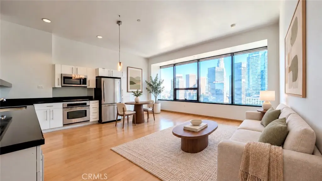 Condominium for sale at 1100 Wilshire Boulevard 2507, Los Angeles, CA featuring 1 bed and 1 bath