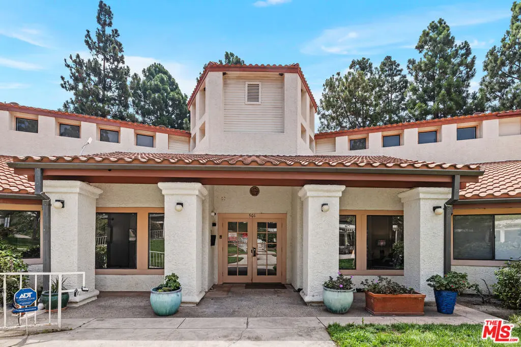 Condominium for sale at 501 Palisades Drive 308, Los Angeles, CA featuring 1 bed and 1 bath
