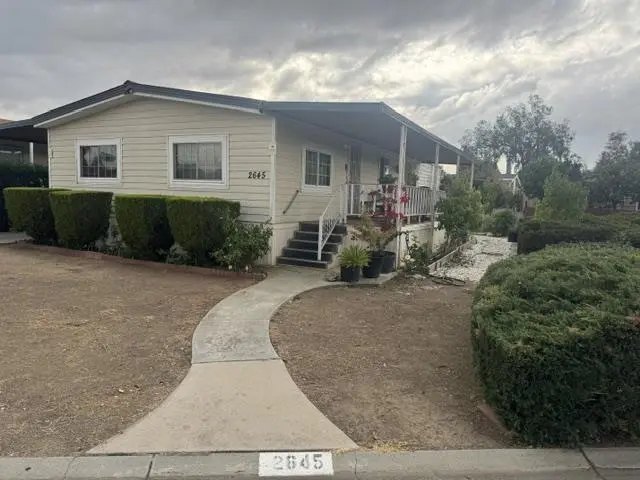 Manufactured In Park for sale at 2645 Whispering Hills Loop 2645, San Jose, CA featuring 3 beds and 2 baths