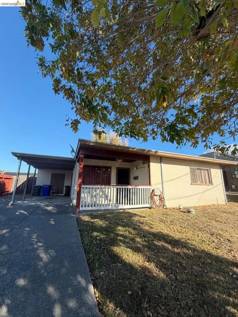 Single Family Residence for sale at 367 Sheryl Dr, San Pablo, CA featuring 3 beds and 1 bath