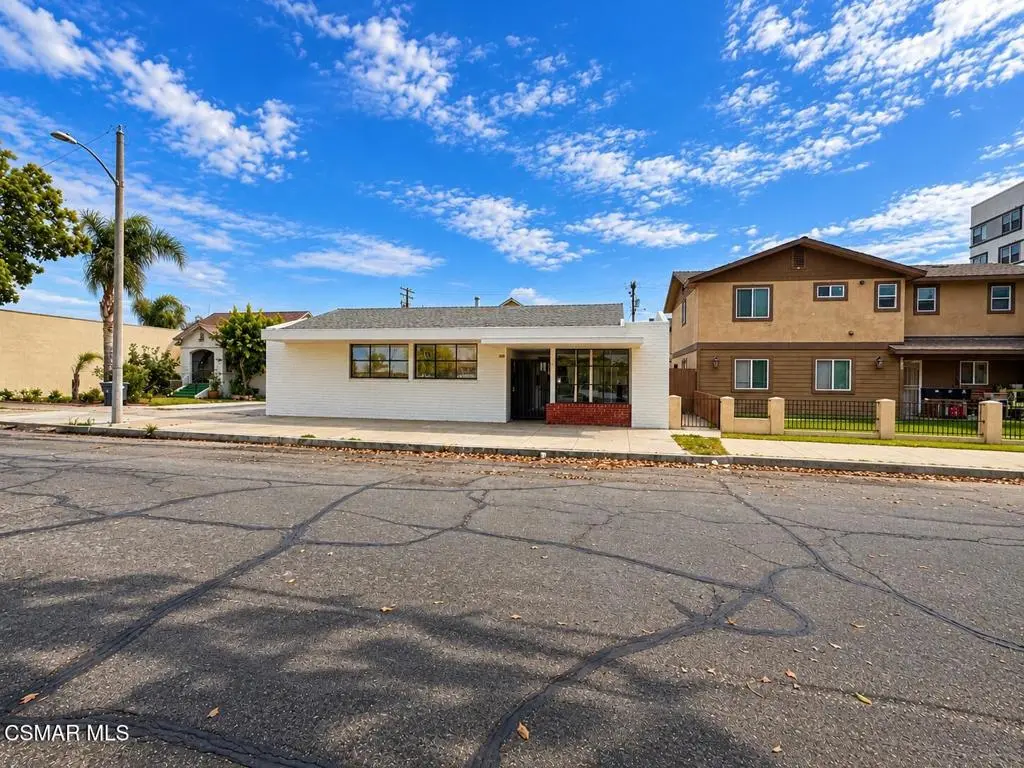 Residential Income for sale at 118 B Street, Oxnard, CA featuring 4 beds and 7 baths