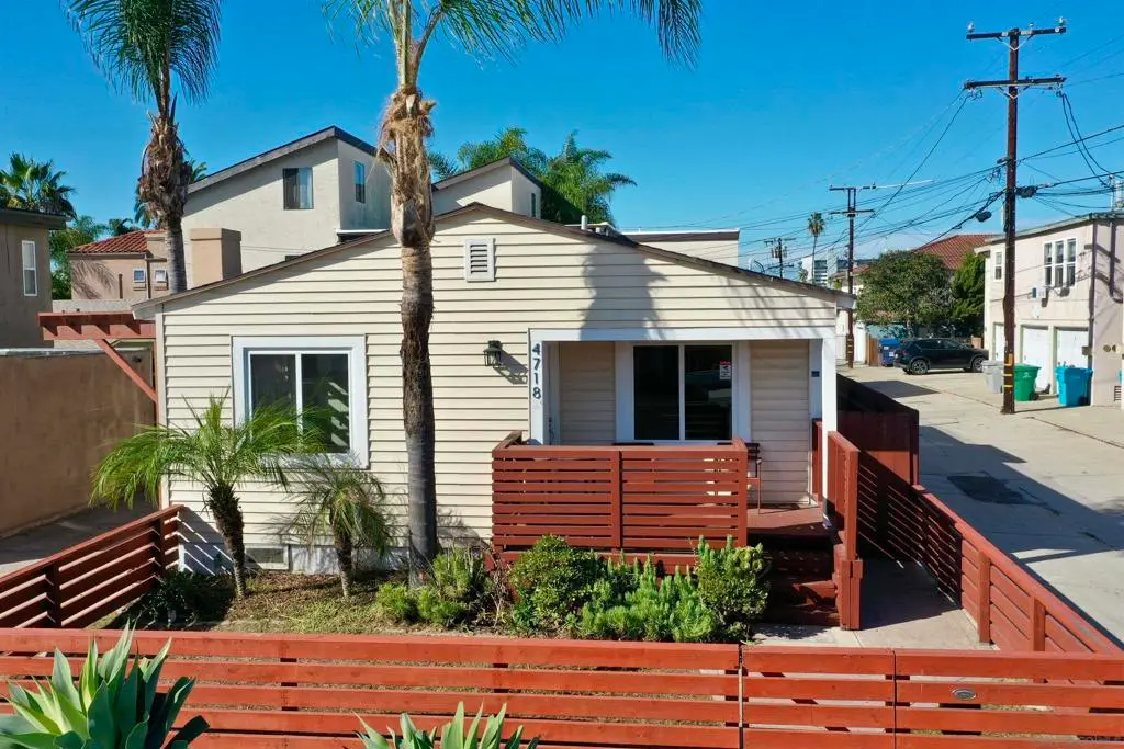 Residential Lease for rent at 4718 Dawes Street, San Diego, San Diego County, CA featuring 3 beds and 2 baths