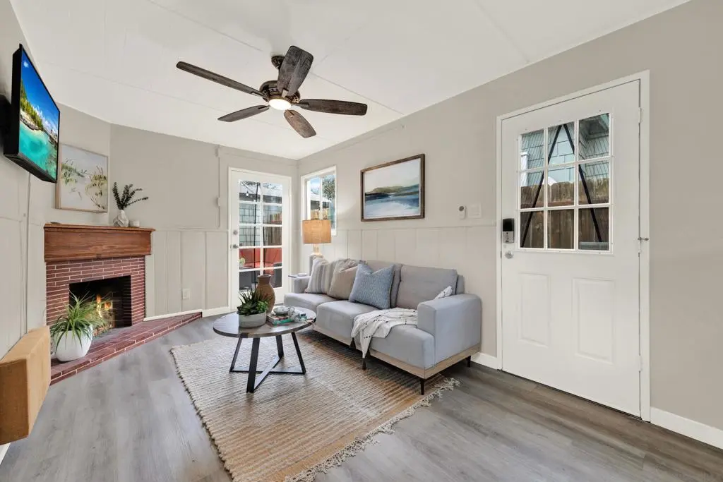 Residential for sale at 2009 Bacon Street, San Diego, CA featuring 1 bed and 1 bath