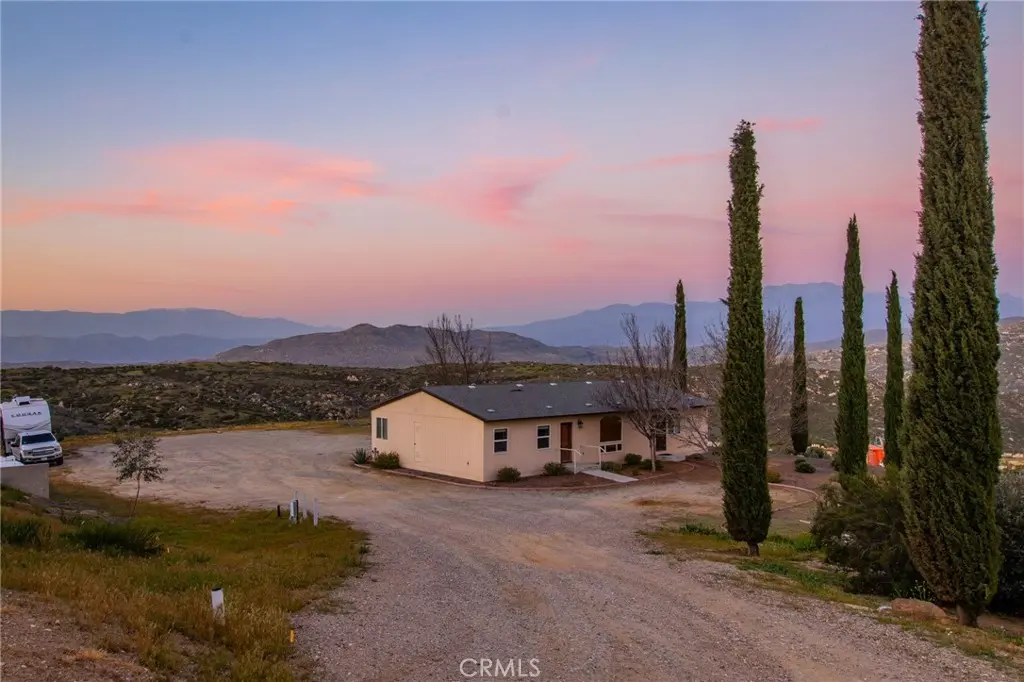 Manufactured On Land for rent at 34135 Cameron Dr B, Hemet, CA featuring 3 beds and 2 baths