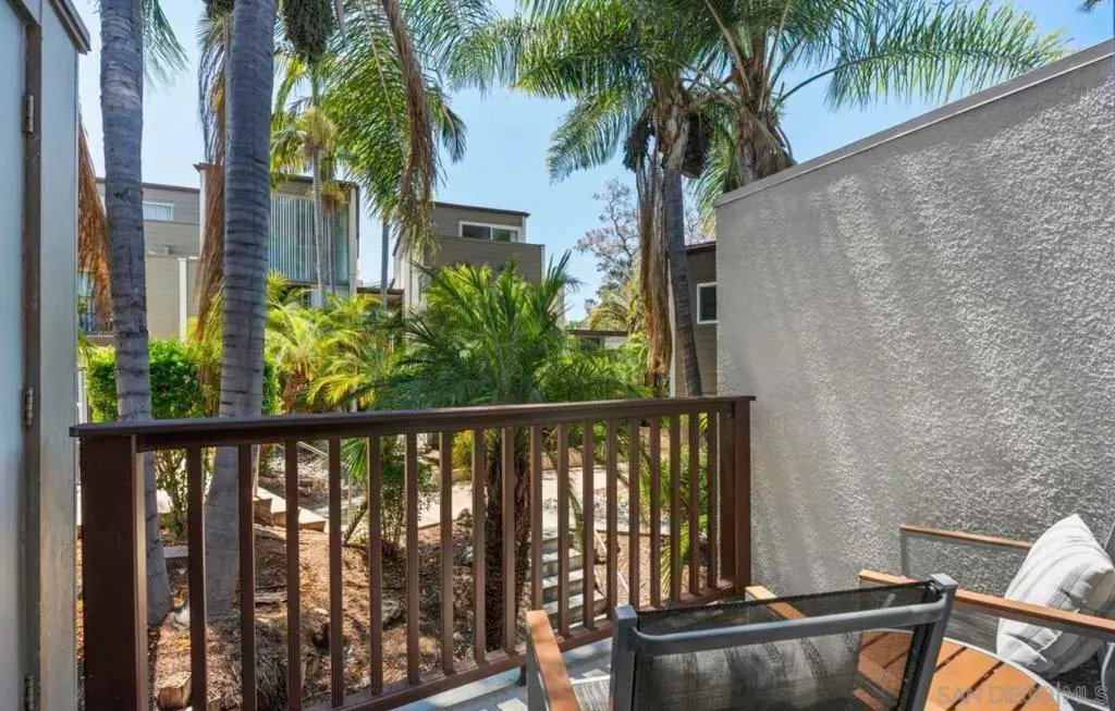 Condominium for sale at 4545 Collwood Blvd 52, San Diego, CA featuring 2 beds and 2 baths
