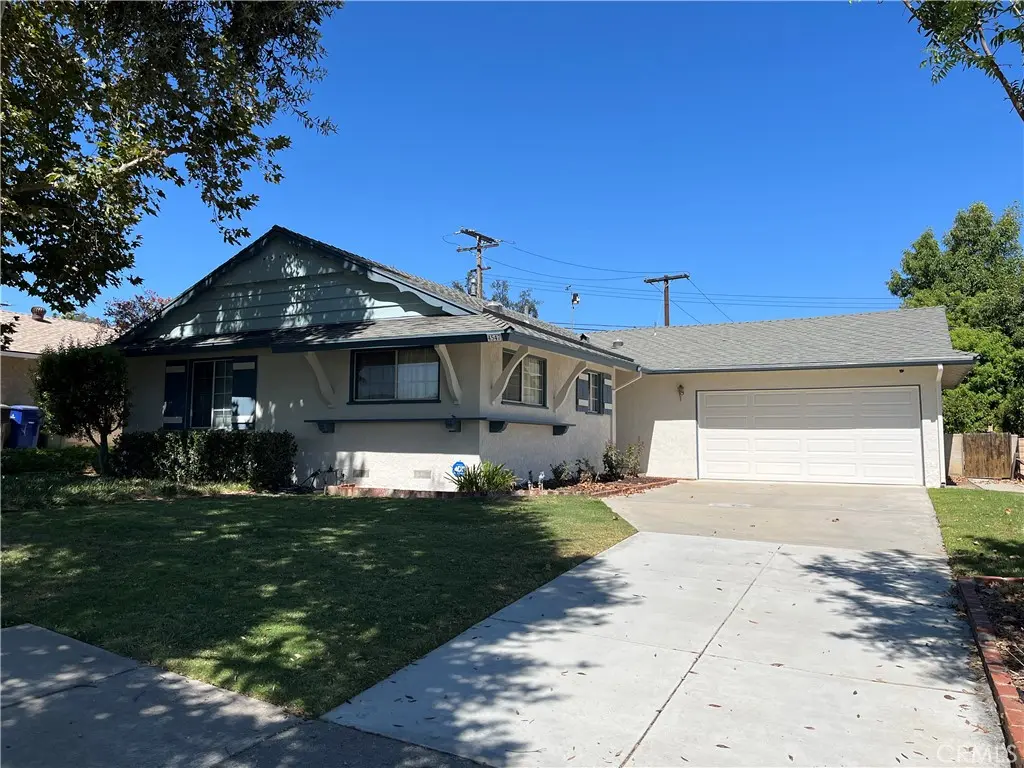 Single Family Residence for sale at 4547 Toyon Road, Riverside, CA featuring 3 beds and 2 baths