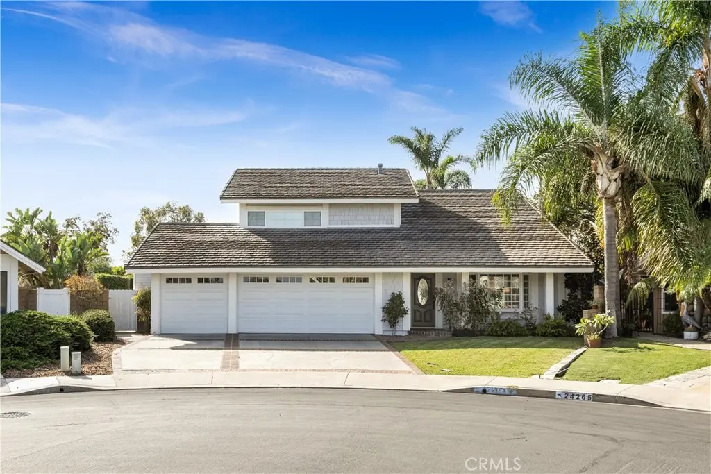 Single Family Residence for rent at 24261 De Leon Drive, Dana Point, CA featuring 4 beds and 3 baths
