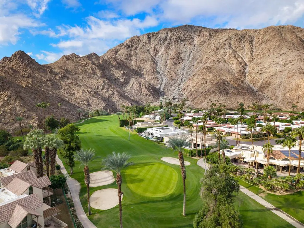 Condominium for sale at 46855 Mountain Cove Drive 76, Indian Wells, CA featuring 2 beds and 3 baths