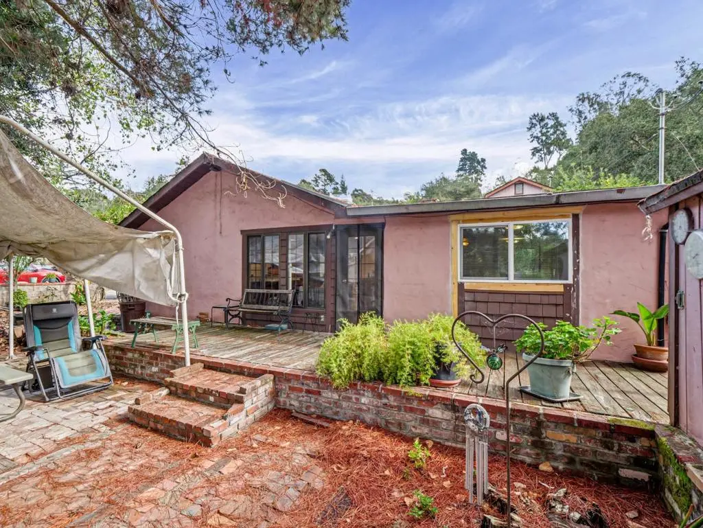 Single Family Residence for sale at 140 Allan Lane, Watsonville, CA featuring 2 beds and 1 bath