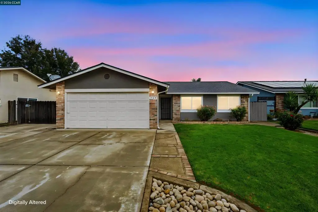 Single Family Residence for sale at 1489 De Boer Dr, Ripon, CA featuring 3 beds and 2 baths