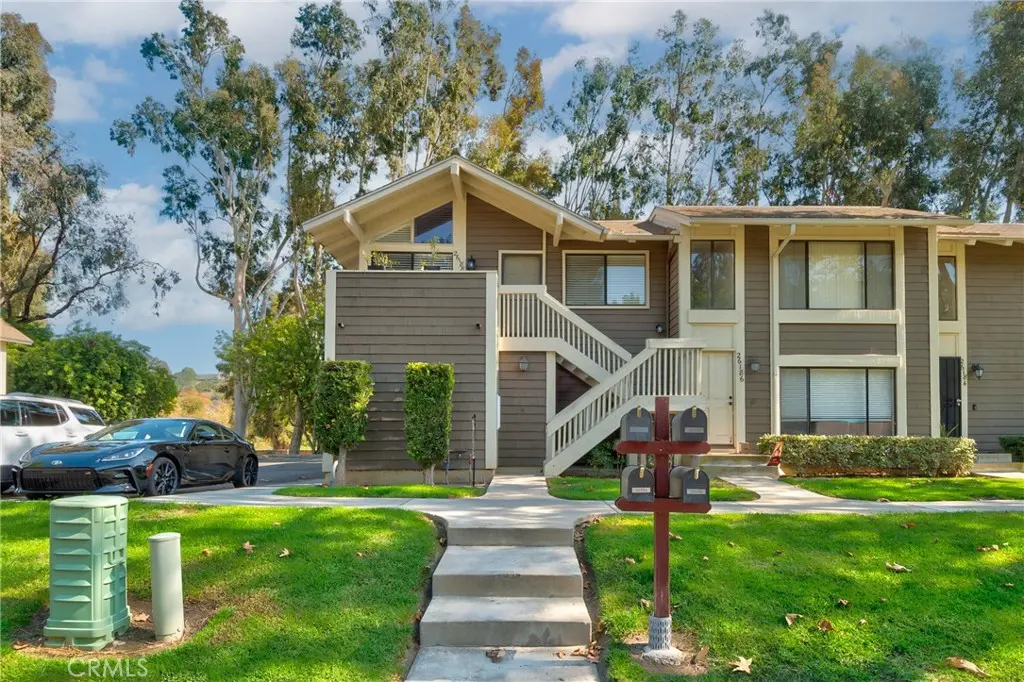Residential Lease for rent at 26188 Hillsford Place, Lake Forest, Orange County, CA featuring 2 beds and 1 bath