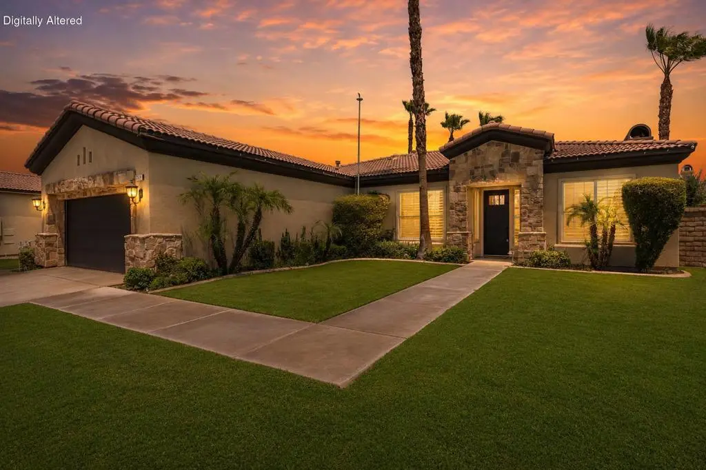 Single Family Residence for rent at 79754 Viento Drive, La Quinta, CA featuring 4 beds and 2 baths