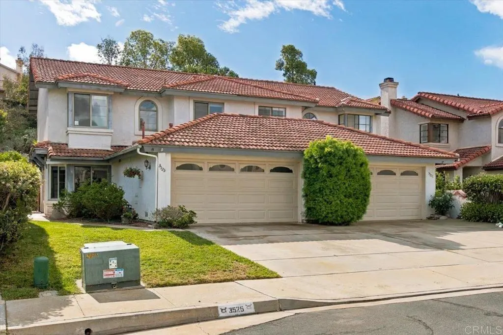 Townhouse for rent at 3525 Landsford Way, Carlsbad, CA featuring 4 beds and 3 baths
