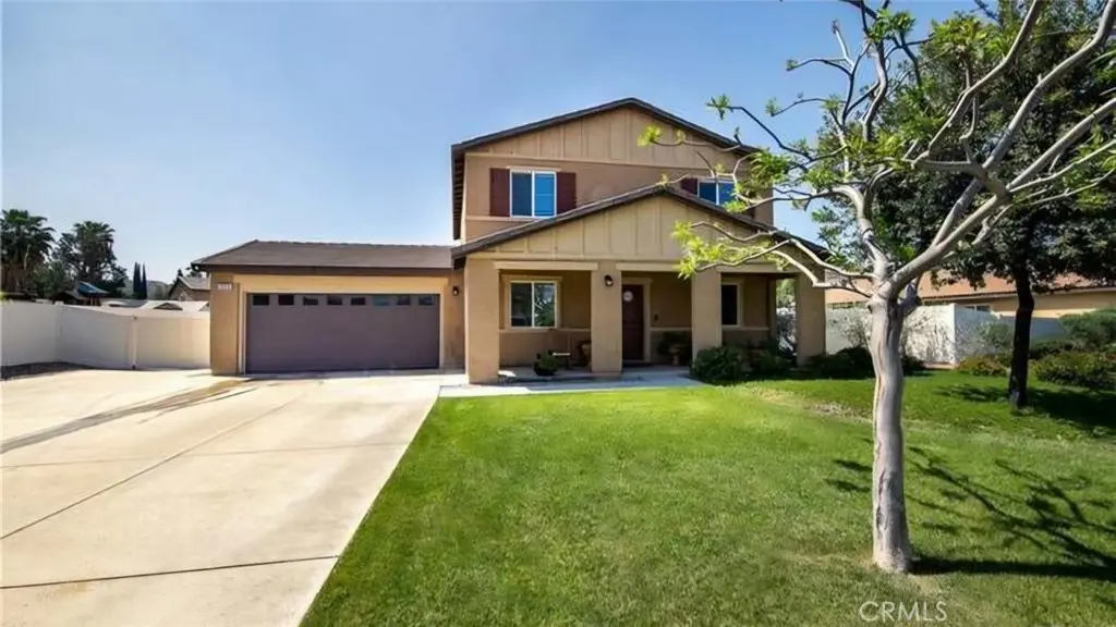 Single Family Residence for sale at 1056 E Washington Avenue, San Jacinto, CA featuring 4 beds and 3 baths