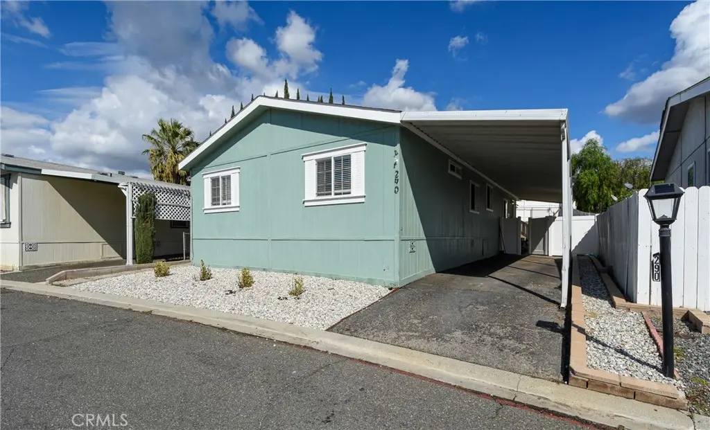 Manufactured In Park for sale at 6130 Camino Real 290, Riverside, CA featuring 3 beds and 2 baths