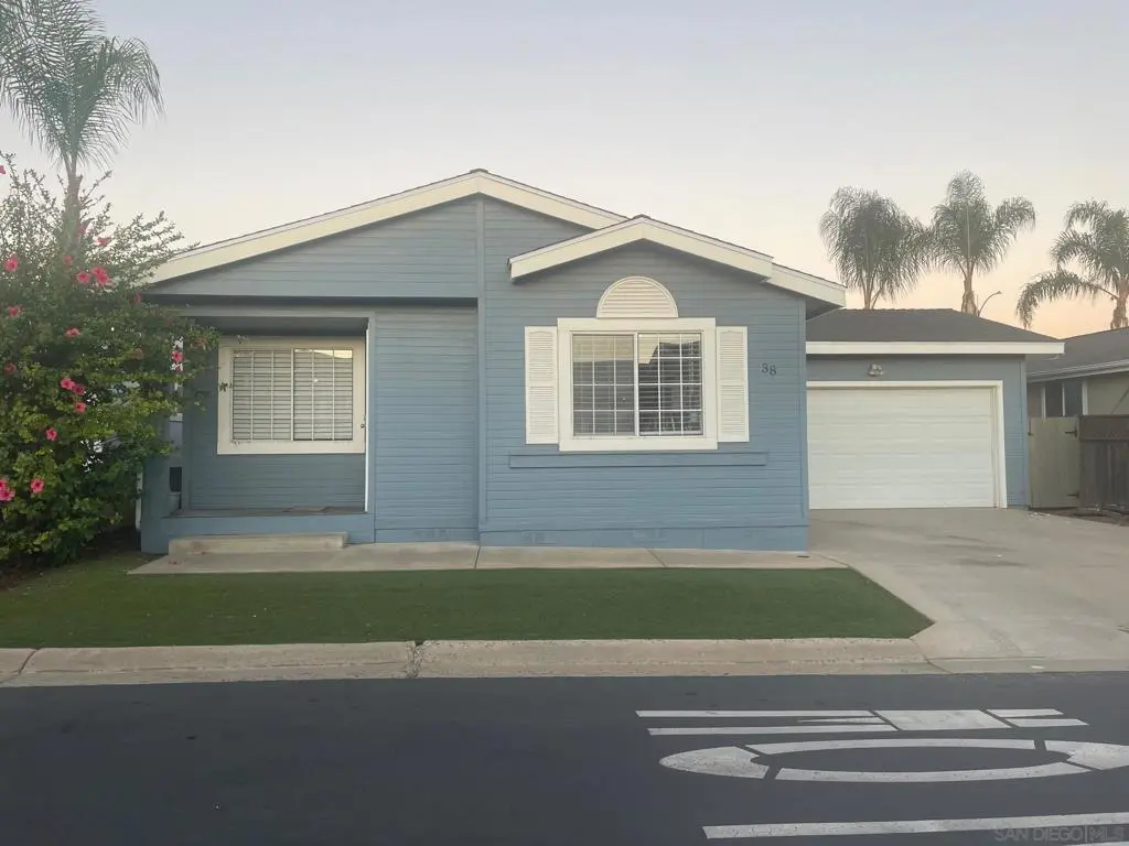 Residential for sale at 15935 Spring Oaks Rd 38, El Cajon, San Diego County, CA featuring 3 beds and 2 baths