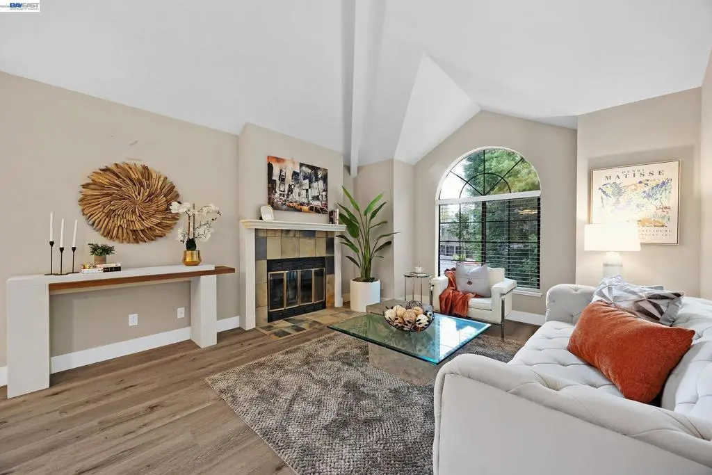 Condominium for sale at 146 Copper Ridge Road, San Ramon, CA featuring 1 bed and 1 bath