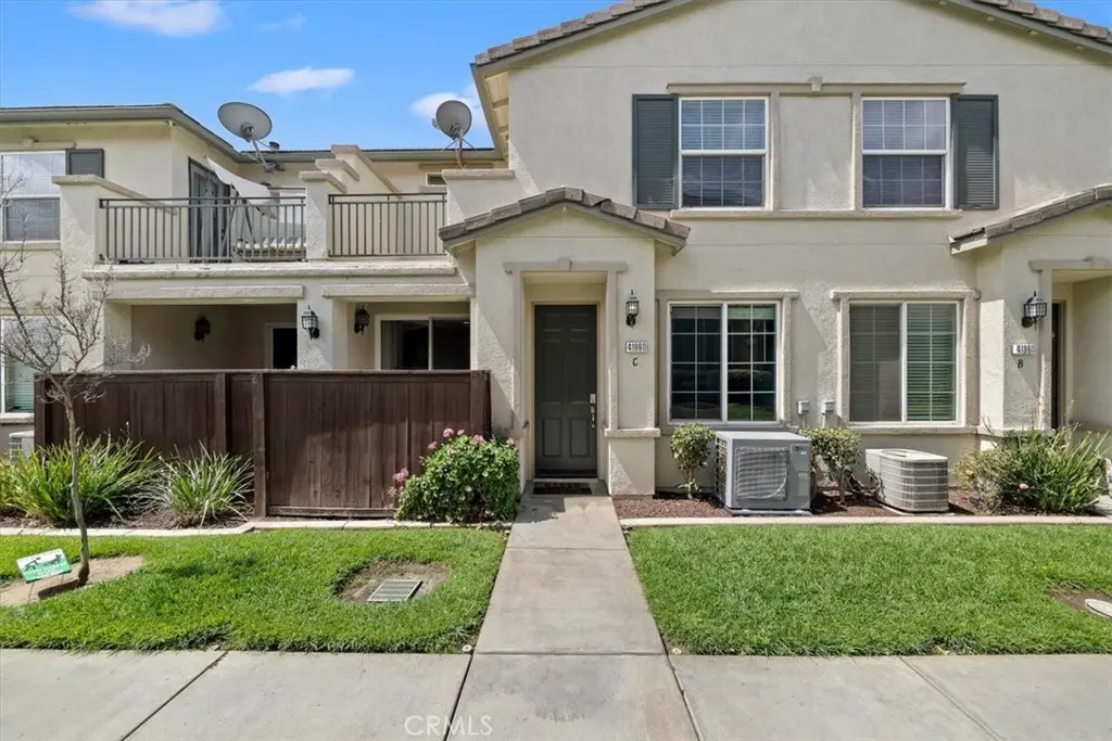 Townhouse for sale at 41960 Davenport C, Murrieta, CA featuring 3 beds and 3 baths