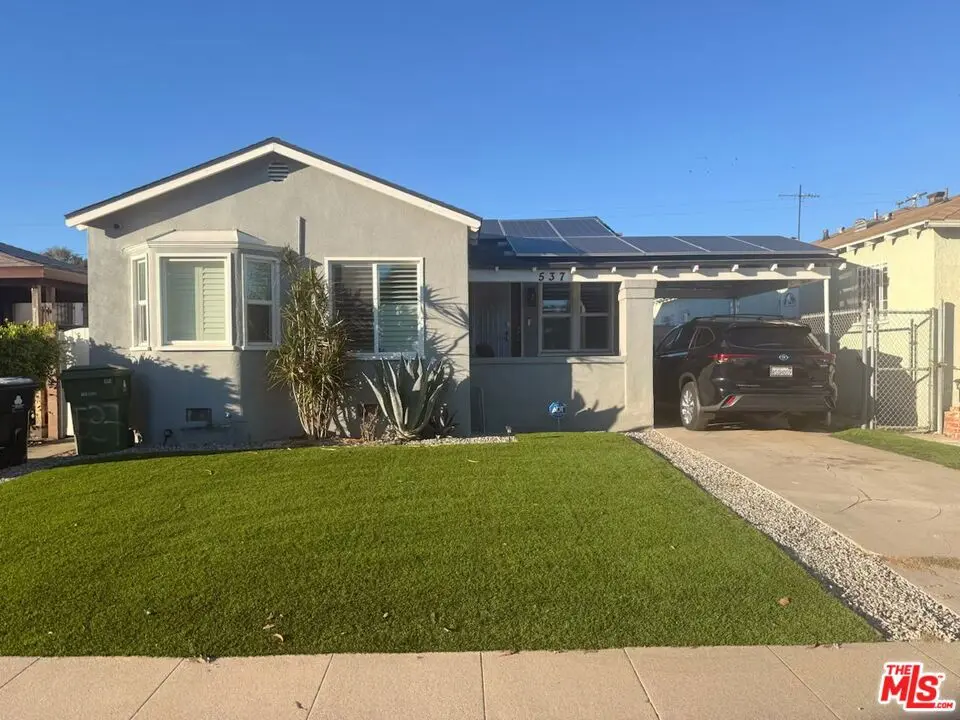 Single Family Residence for sale at 537 W 98th Street, Los Angeles, CA featuring 2 beds and 1 bath