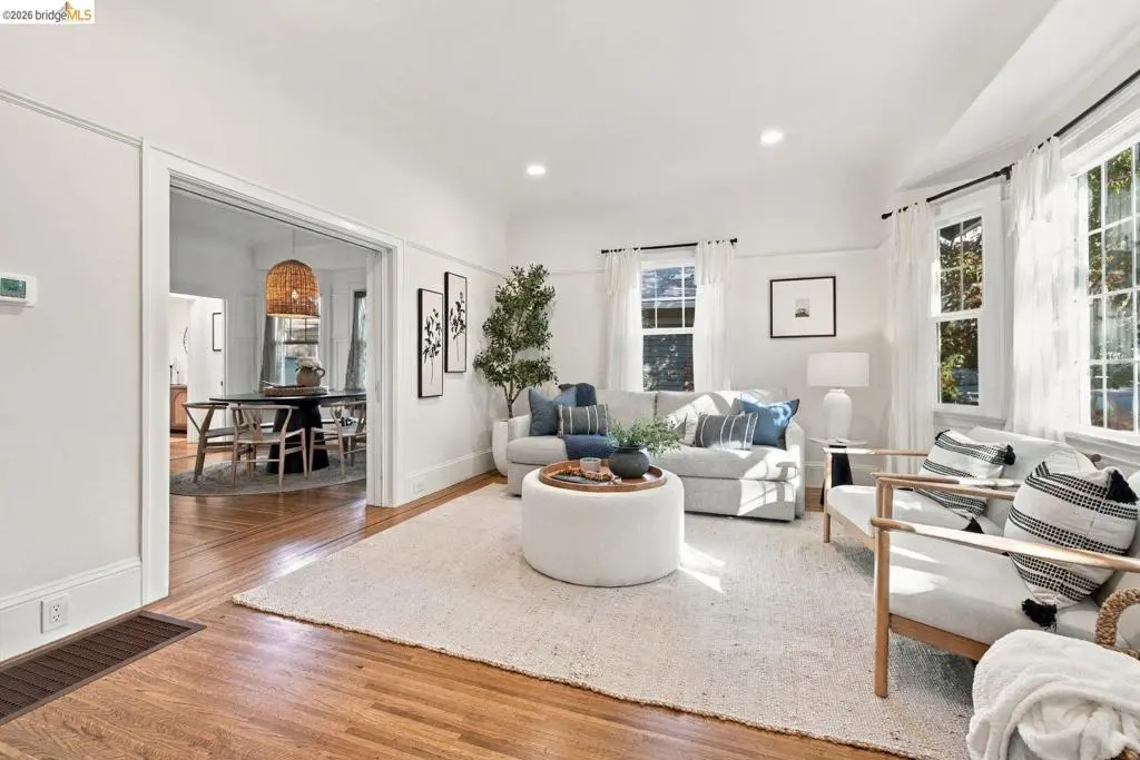 Single Family Residence for sale at 2948 Pine Ave, Berkeley, CA featuring 3 beds and 2 baths
