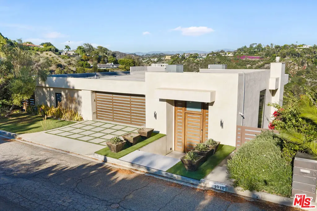 Single Family Residence for sale at 1018 Stradella Road, Los Angeles, CA featuring 4 beds and 5 baths