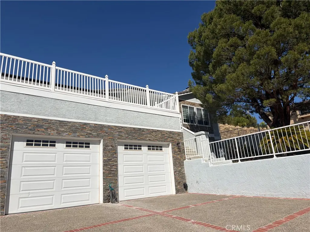 Rooming House for rent at 22191 San Joaquin W, Canyon Lake, CA featuring 2 beds and 2 baths