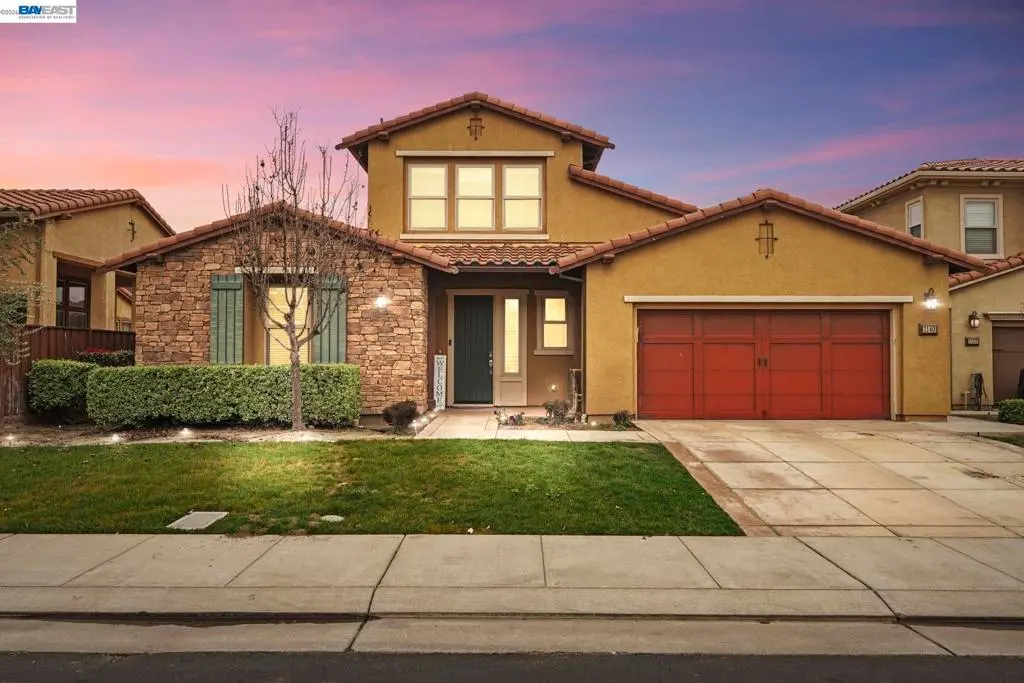 Single Family Residence for sale at 1140 Duomo Way, Manteca, CA featuring 4 beds and 4 baths