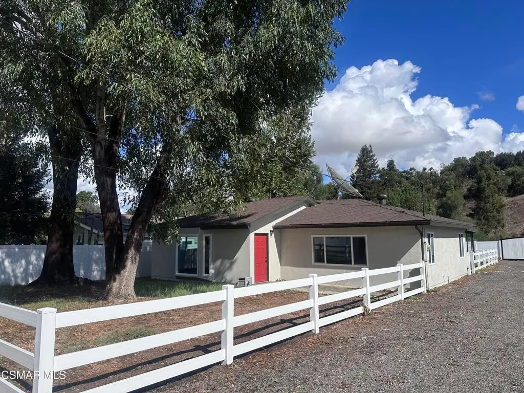 Single Family Residence for rent at 4080 Hitch Boulevard Unit B, Moorpark, CA featuring 1 bed and 1 bath