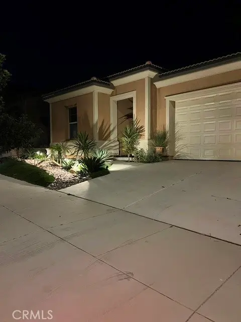 Single Family Residence for sale at 11877 Wandering Way, Corona, CA featuring 2 beds and 2 baths