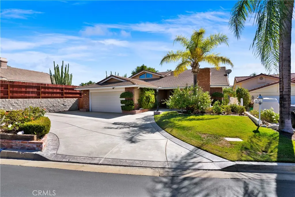 Single Family Residence for sale at 22373 Boating Way, Canyon Lake, CA featuring 5 beds and 3 baths