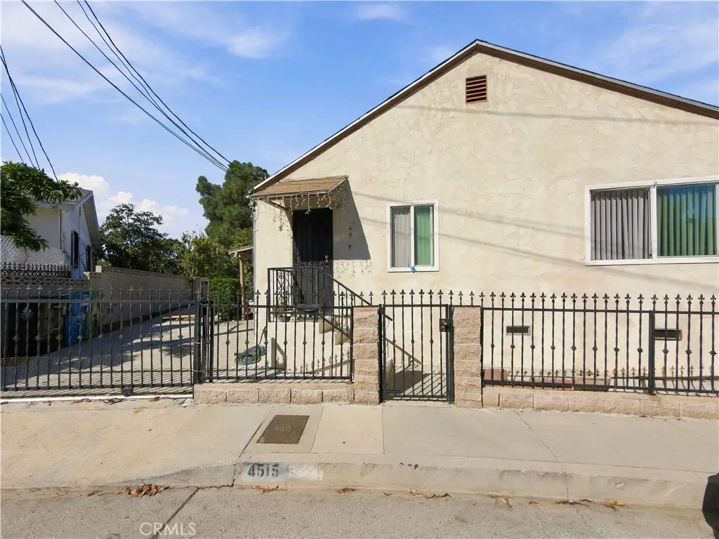Single Family Residence for sale at 4515 Waldo Court, Los Angeles, CA featuring 3 beds and 2 baths