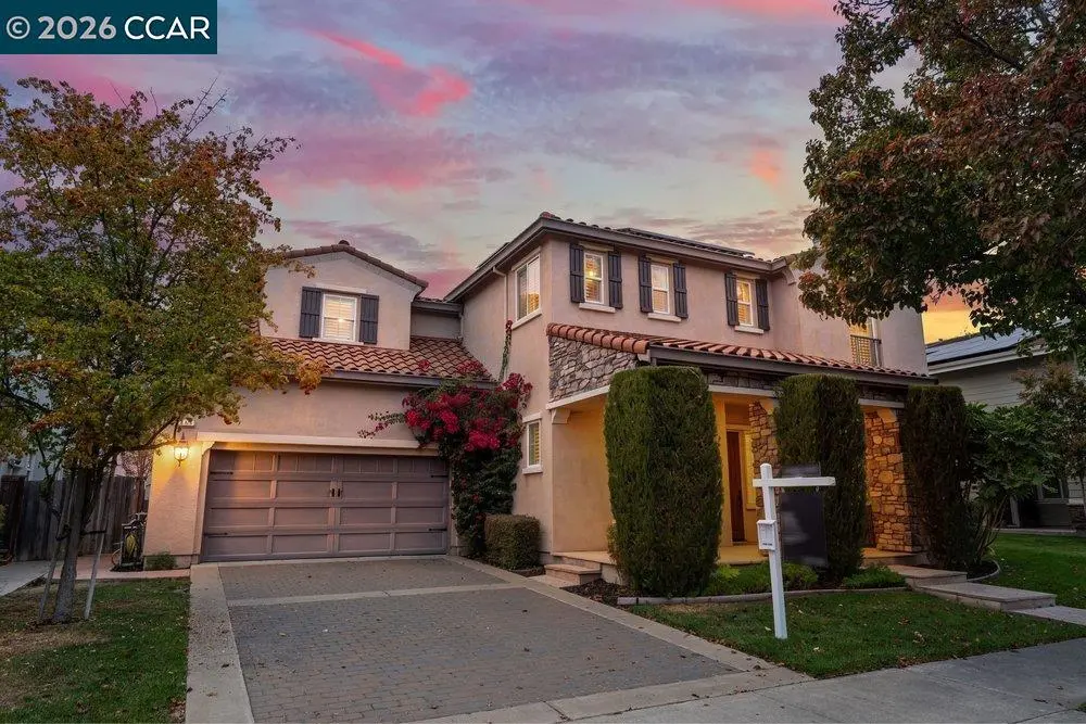 Single Family Residence for sale at 3023 Hastings Way, San Ramon, CA featuring 5 beds and 4 baths