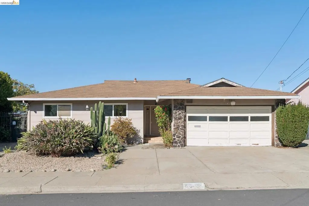 Single Family Residence for sale at 754 Crestview Dr, Pinole, CA featuring 3 beds and 2 baths