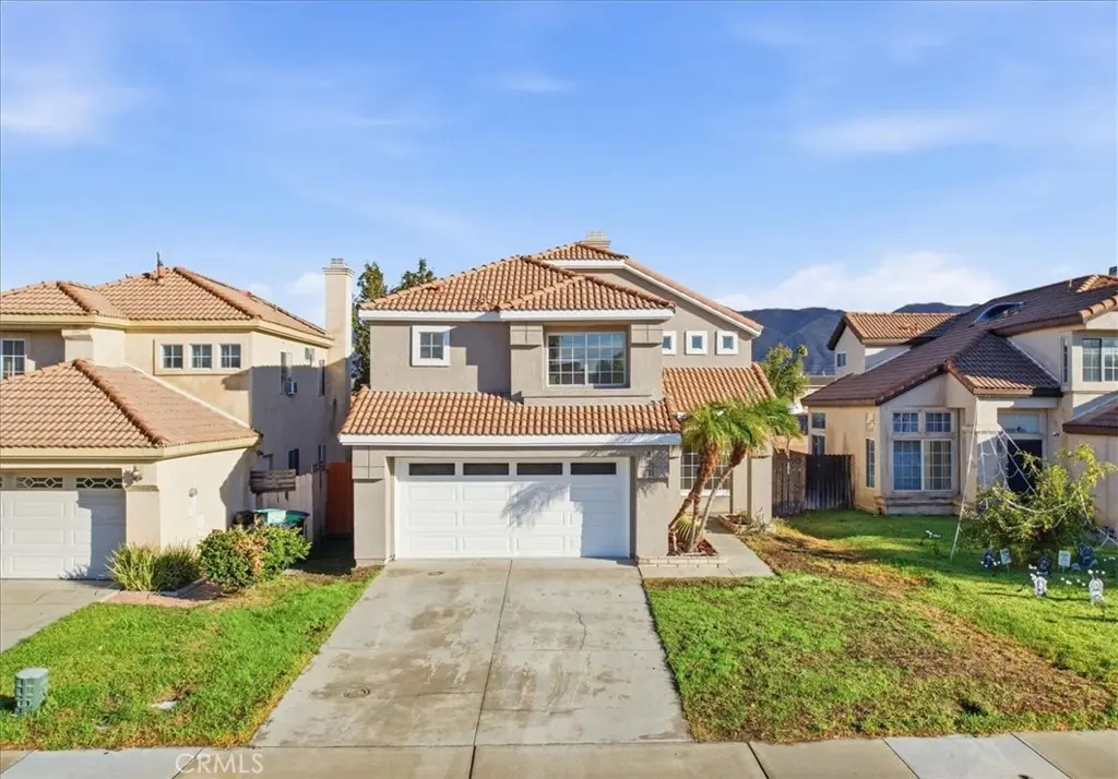 Single Family Residence for sale at 851 Chatham Street, San Jacinto, CA featuring 3 beds and 3 baths