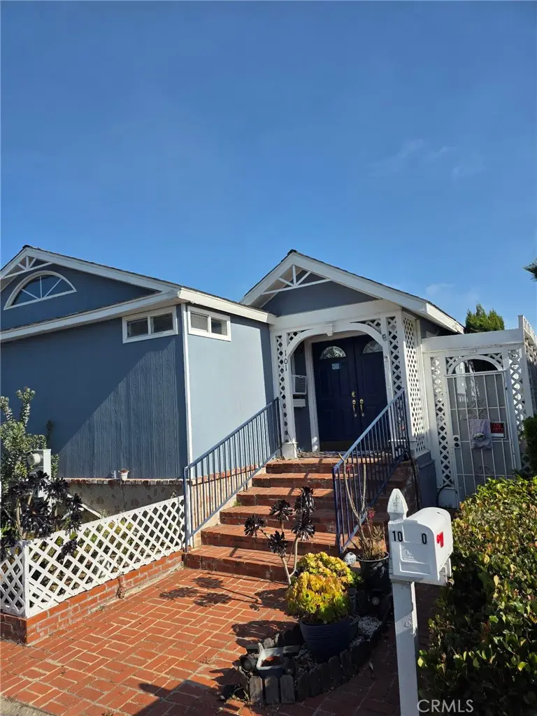 Residential for sale at 1120 E Mission Rd, Fallbrook, San Diego County, CA featuring 3 beds and 3 baths