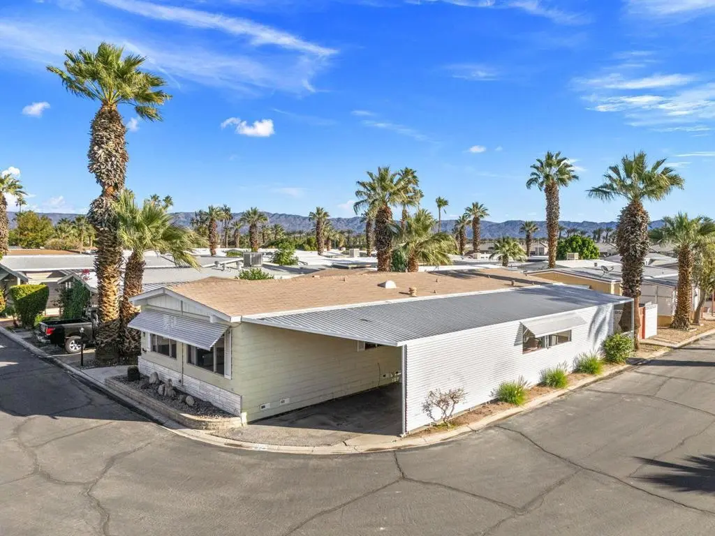 Manufactured In Park for sale at 51555 Monroe Street 95, Indio, CA featuring 2 beds and 2 baths