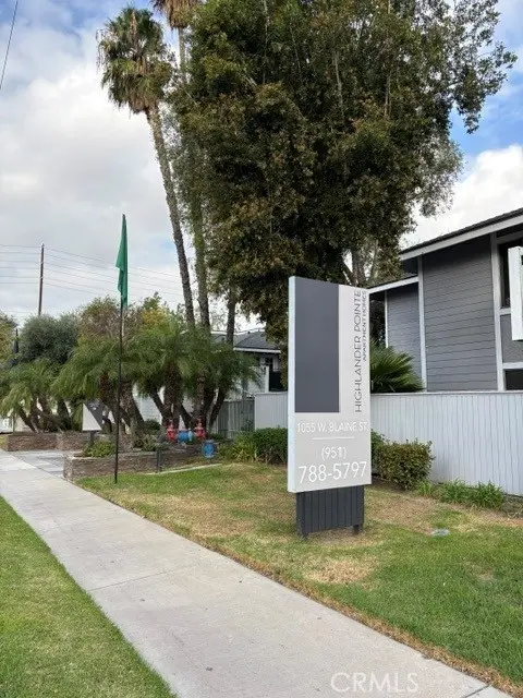 Apartment for rent at 1055 W Blaine, Riverside, CA featuring 1 bed and 1 bath