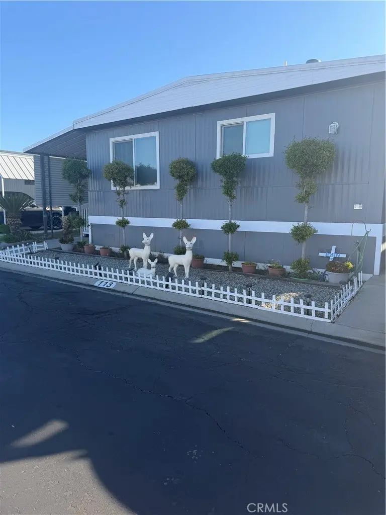 Manufactured In Park for sale at 9391 California Ave 113, Riverside, CA featuring 2 beds and 1 bath