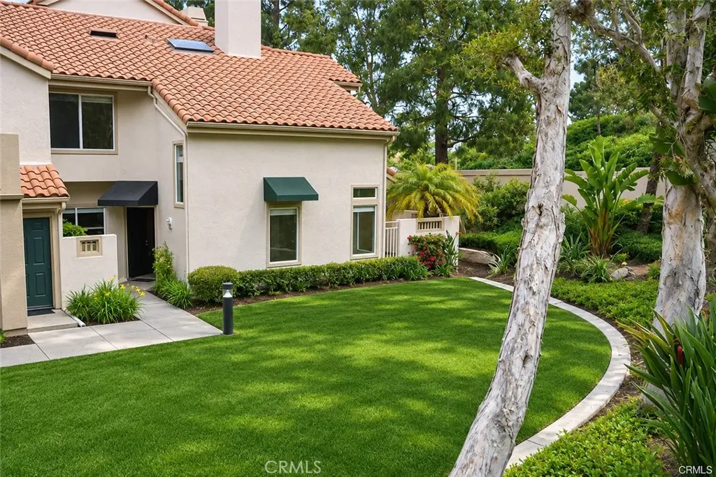 Residential Lease for rent at 22 Reggae Court 185, Laguna Niguel, Orange County, CA featuring 3 beds and 2 baths